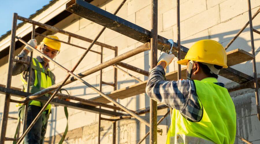 Professional gutter cleaning in Carrollton, AL